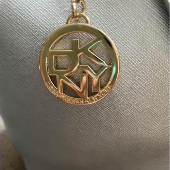 Dkny Metallic Silver Saffiano Leather Large Shopper Tote - Picture 4 of 7